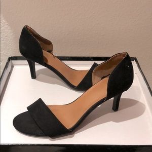 H&M | Black Open Toe Heels